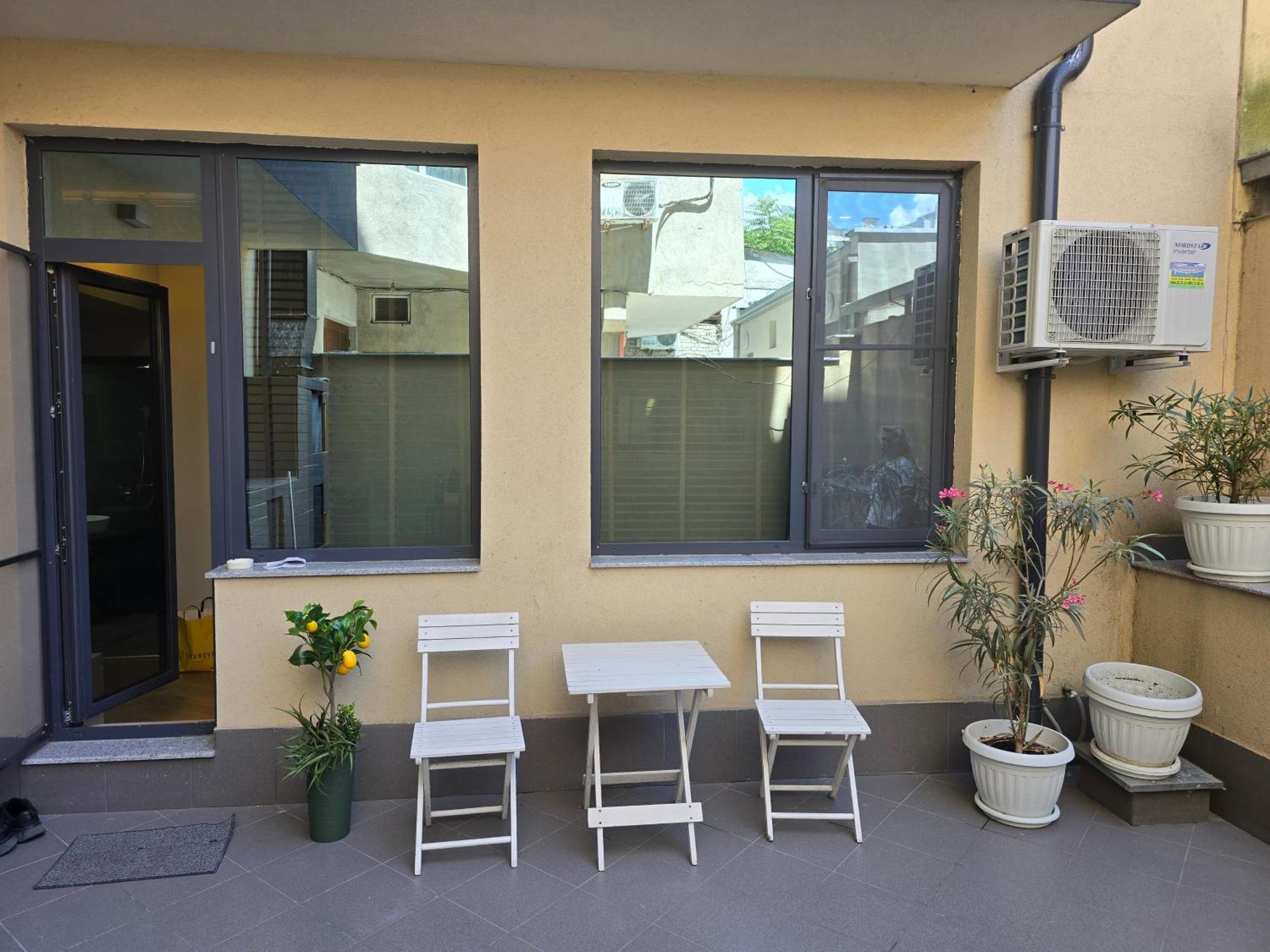 Appartamento The Atelier Burgas Esterno foto